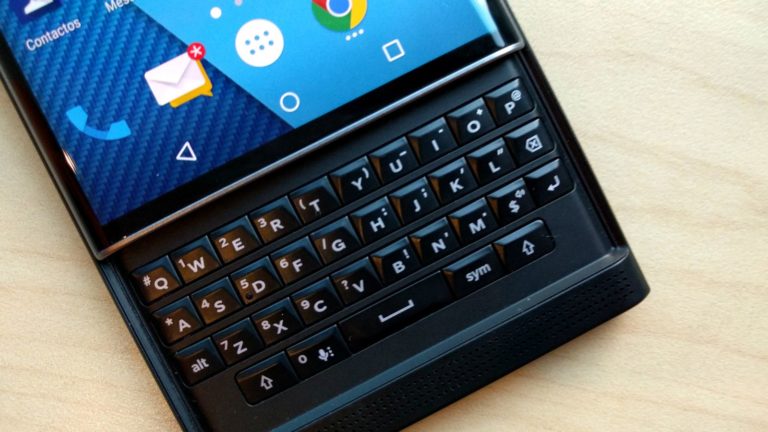 BlackBerry Signs licensing deal with Optiemus