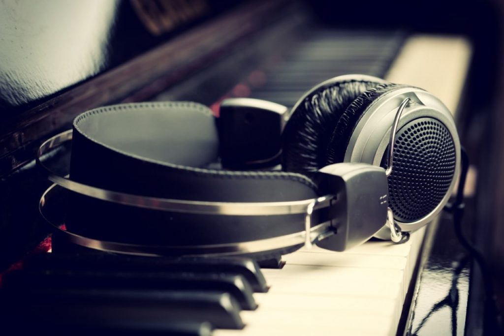 CMRRA signs licensing deal with Amazon Music